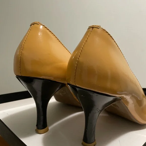 Jeffrey Campbell Bow Heels - Picture 3 of 7